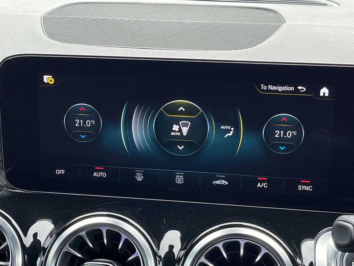 Used Mercedes-Benz GLB 2023 for sale - 78195970: Photo 12