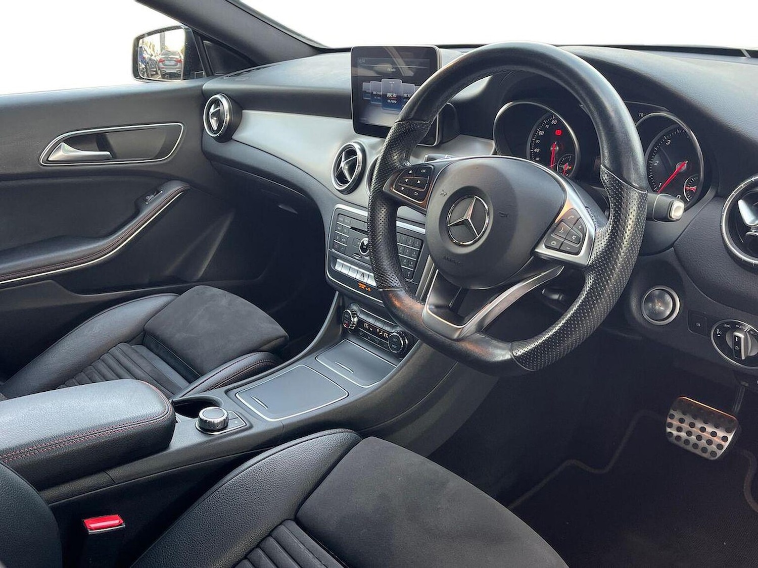 Used Mercedes-Benz CLA 2018 for sale - 76859173: Photo 15