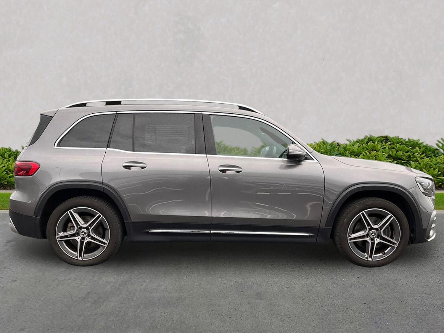 Used Mercedes-Benz GLB 2024 for sale - 77001871: Photo 3