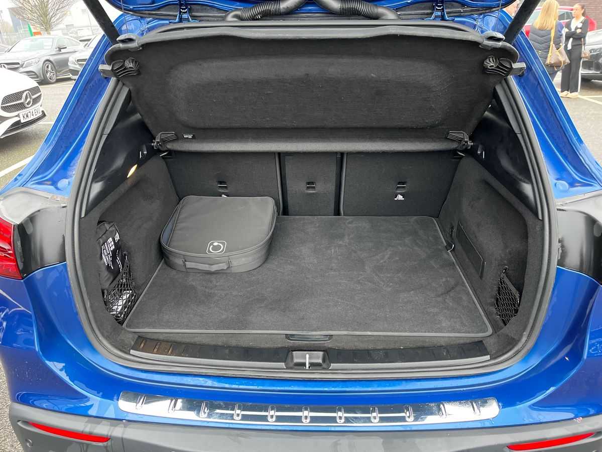 Used Mercedes-Benz EQA 2024 for sale - 78176476: Photo 17