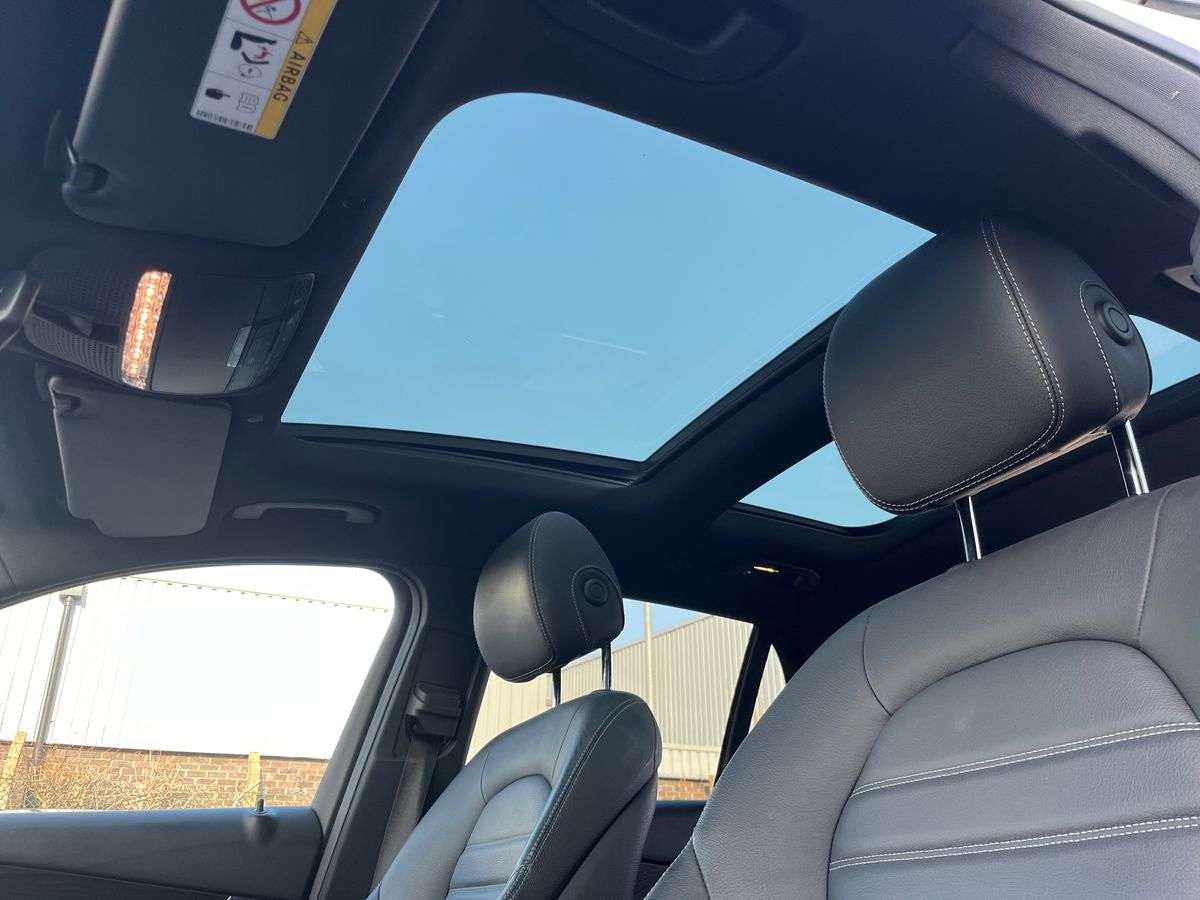 Used Mercedes-Benz GLC 2019 for sale - 78090974: Photo 14