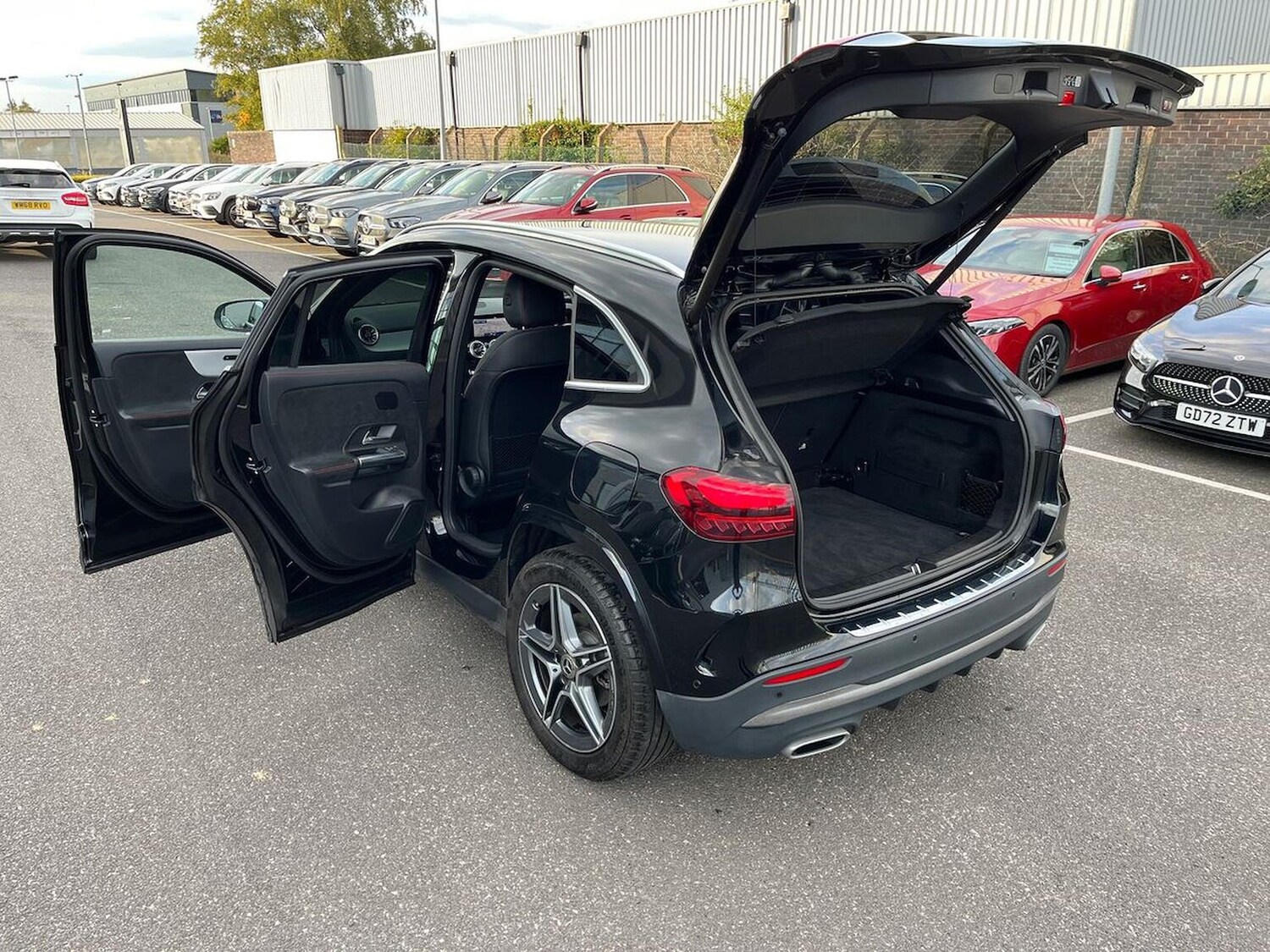 Used Mercedes-Benz GLA 2023 for sale - 76107124: Photo 40