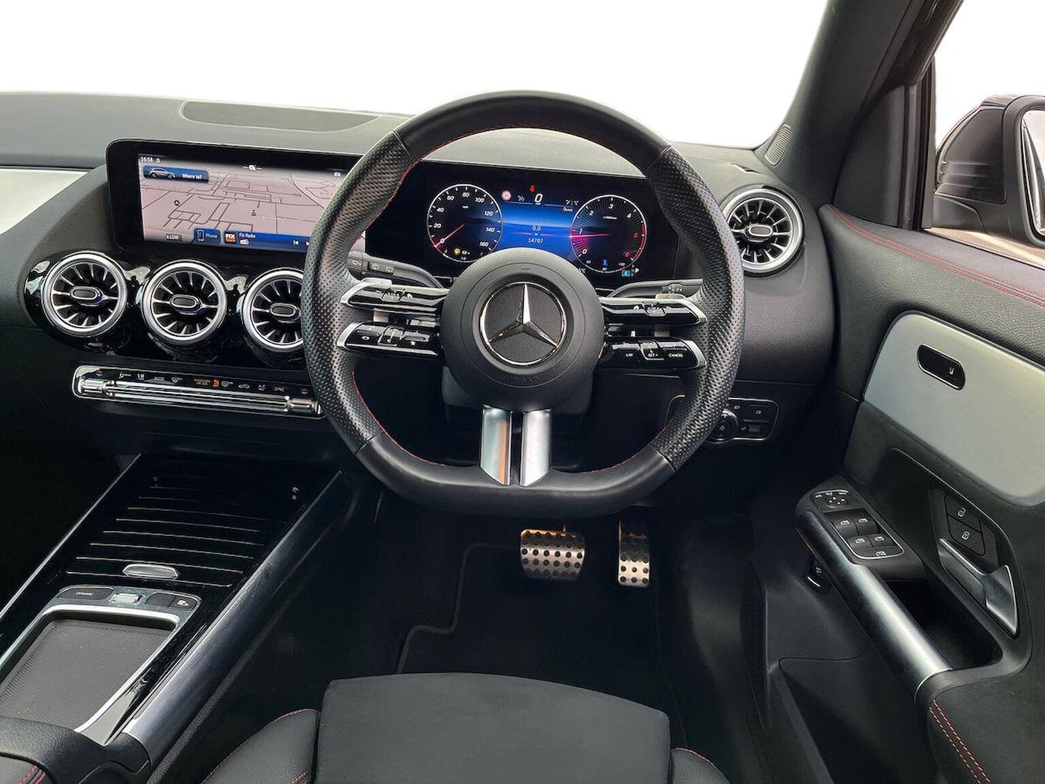 Used Mercedes-Benz GLA 2023 for sale - 76107124: Photo 9