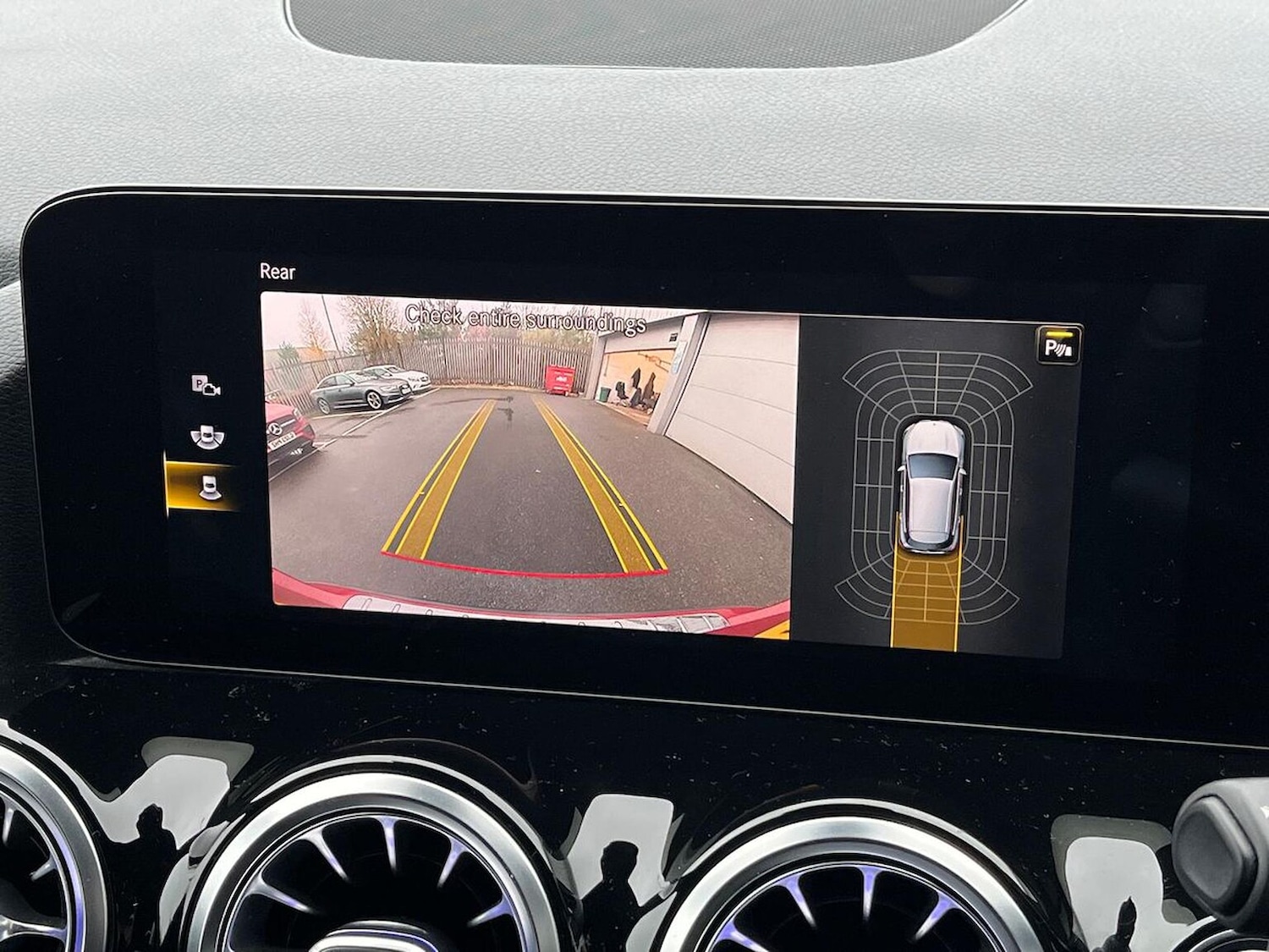 Used Mercedes-Benz GLA 2020 for sale - 76770039: Photo 23