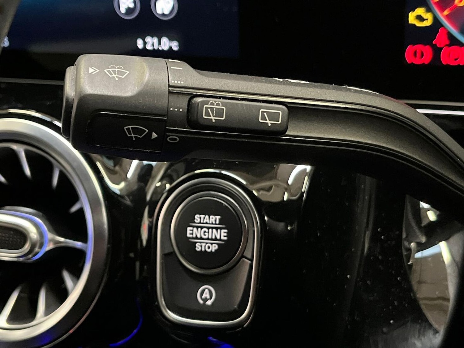 Used Mercedes-Benz GLA 2020 for sale - 76770039: Photo 28