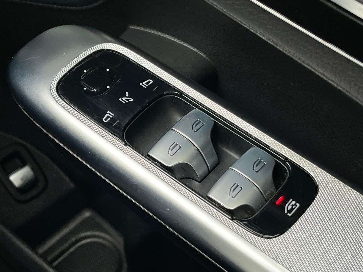 Used Mercedes-Benz GLC 2023 for sale - 78196228: Photo 21