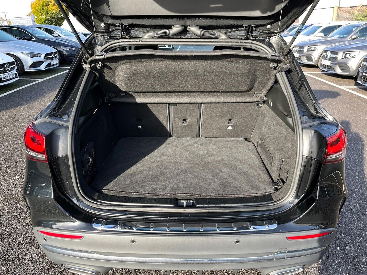 Used Mercedes-Benz GLA 2022 for sale - 76412475: Photo 17