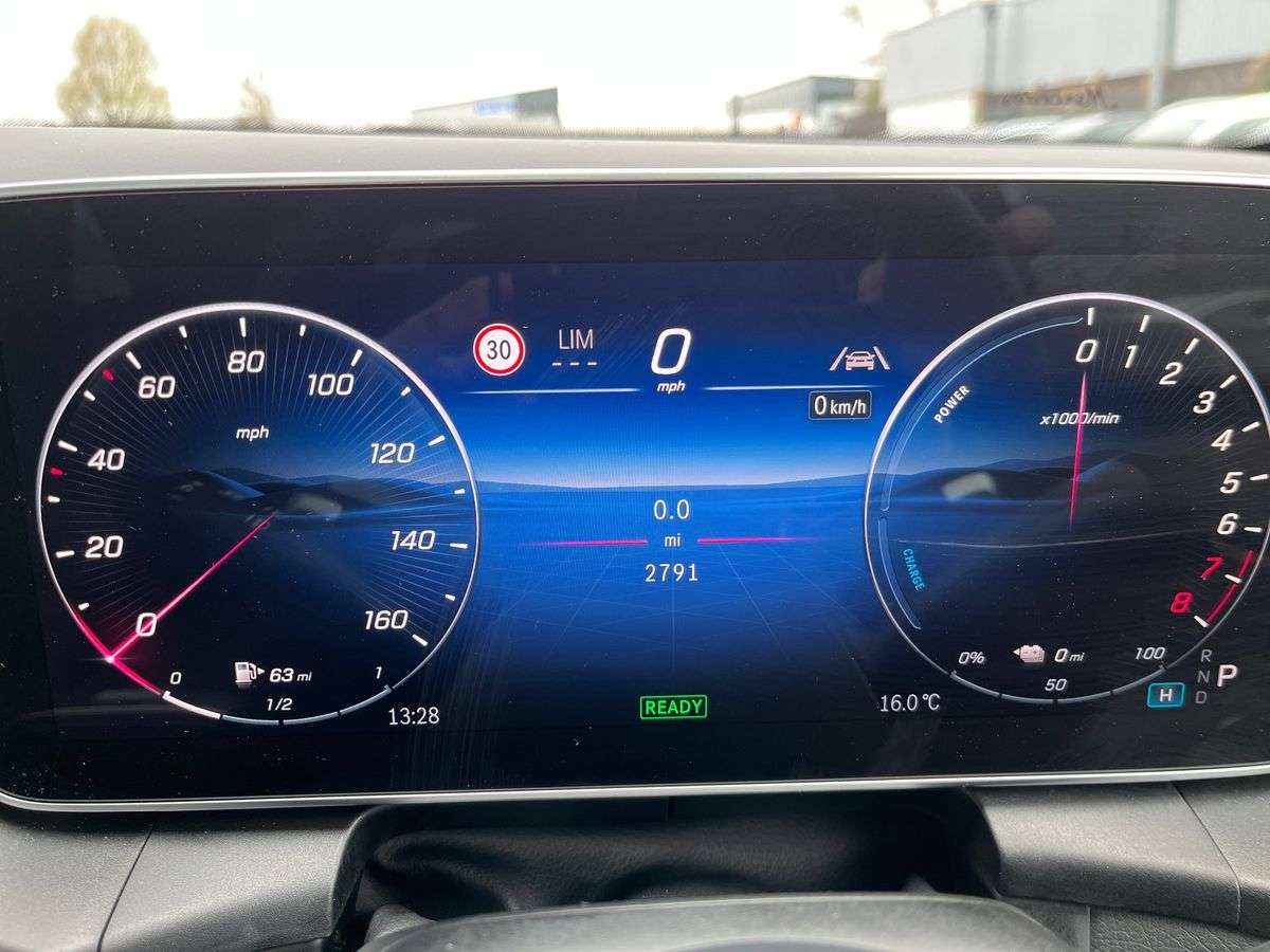 Used Mercedes-Benz GLC 2025 for sale - 78193929: Photo 10