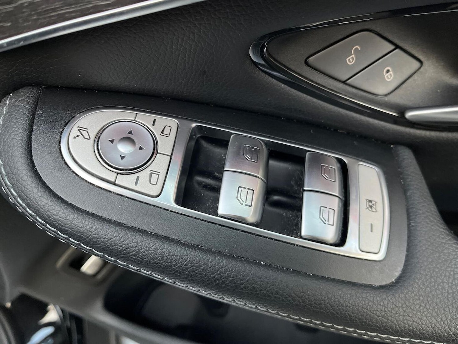 Used Mercedes-Benz GLC 2022 for sale - 77073205: Photo 23