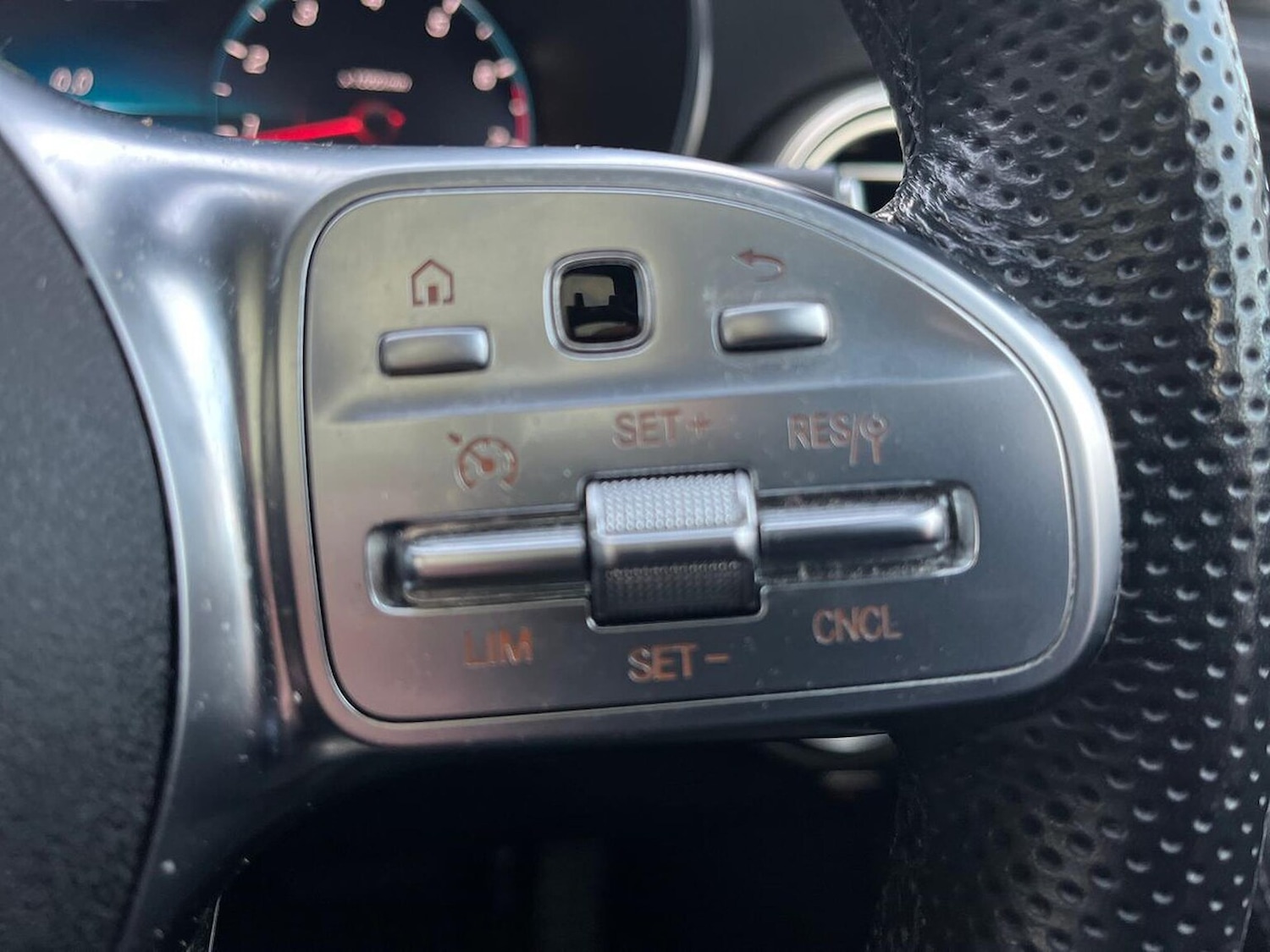 Used Mercedes-Benz GLC 2022 for sale - 77073205: Photo 29