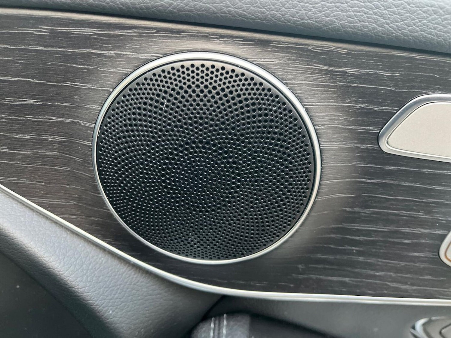 Used Mercedes-Benz GLC 2022 for sale - 77073205: Photo 33