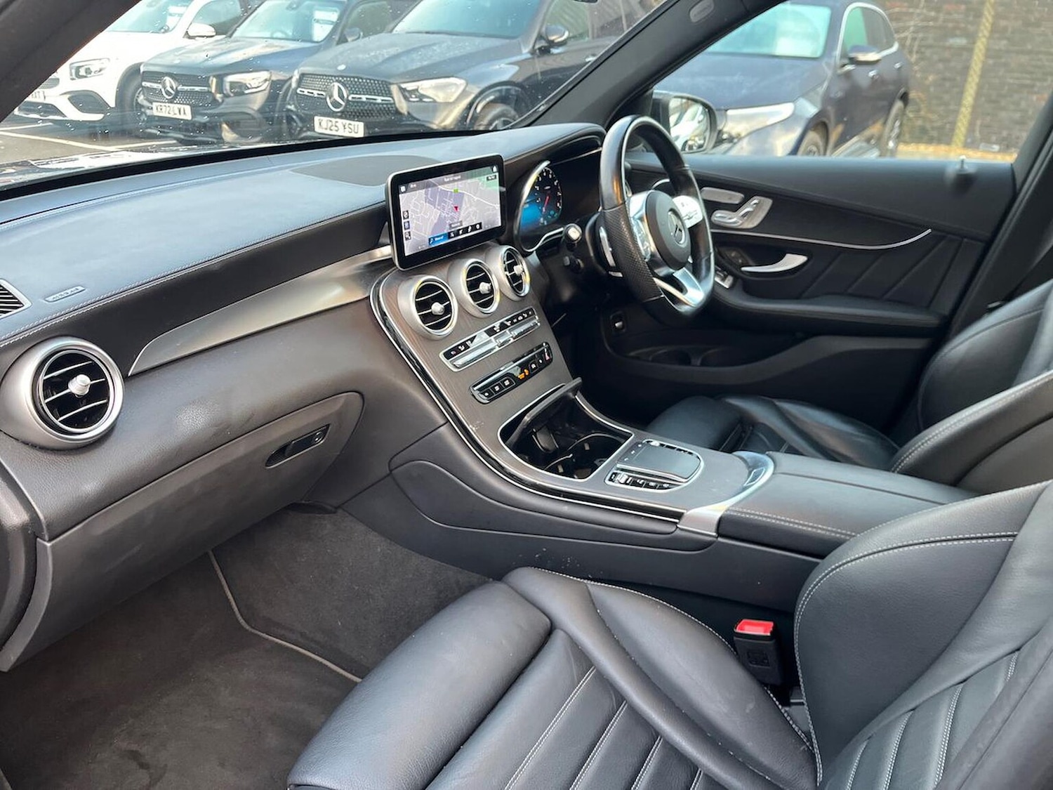 Used Mercedes-Benz GLC 2022 for sale - 77073205: Photo 9