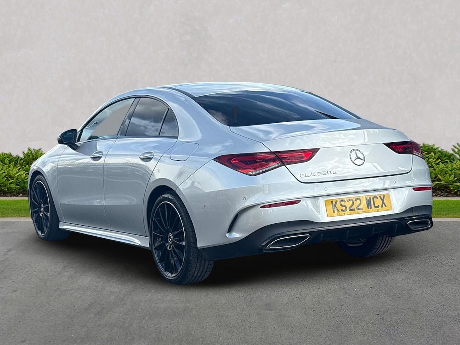 Used Mercedes-Benz CLA 2022 for sale - 76070249: Photo 2