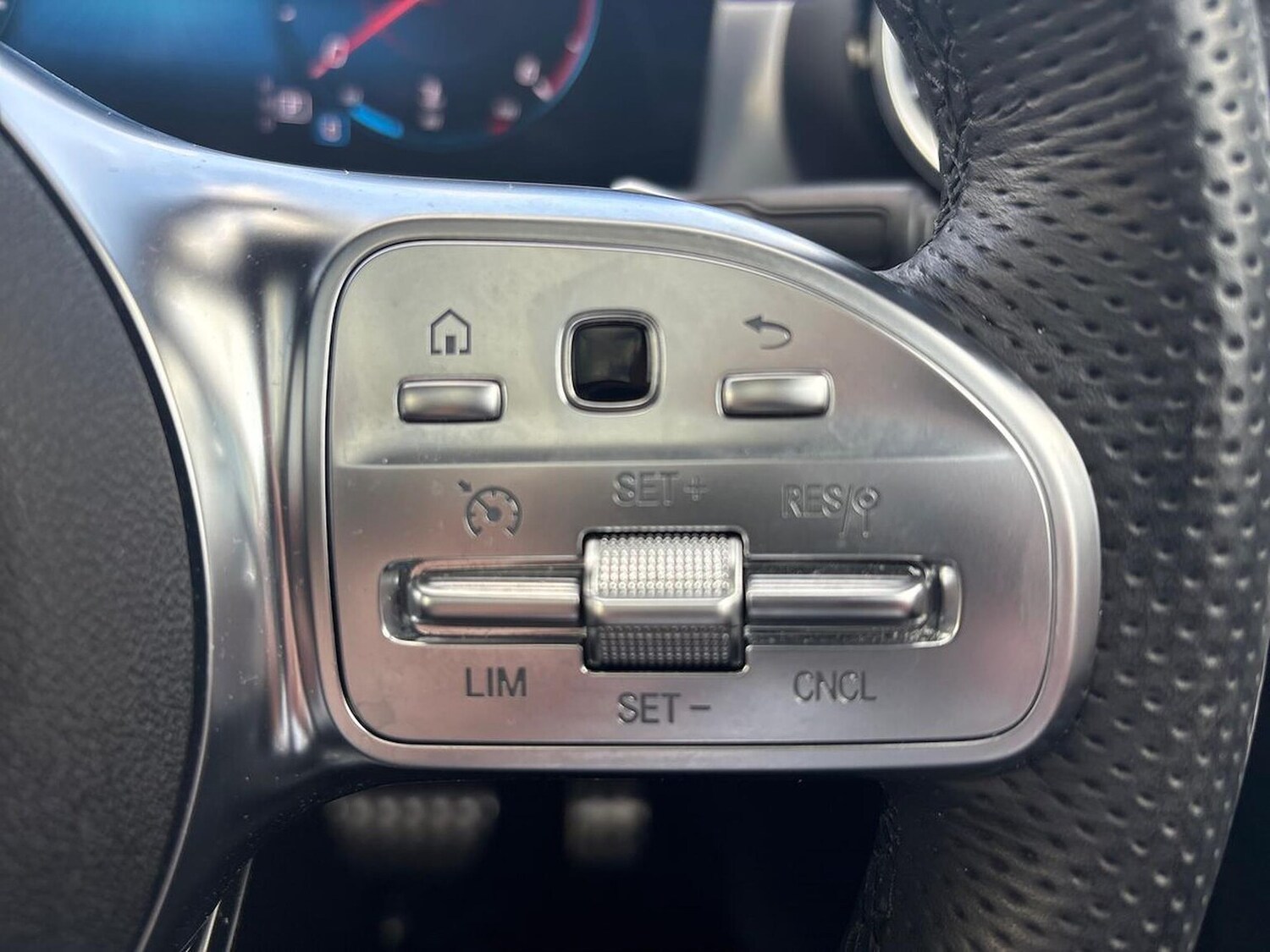 Used Mercedes-Benz CLA 2022 for sale - 76070249: Photo 27