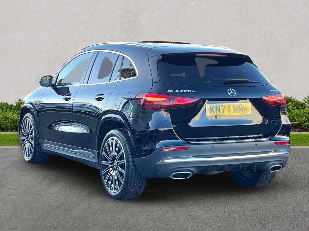 Used Mercedes-Benz GLA 2024 for sale - 78196084: Photo 2