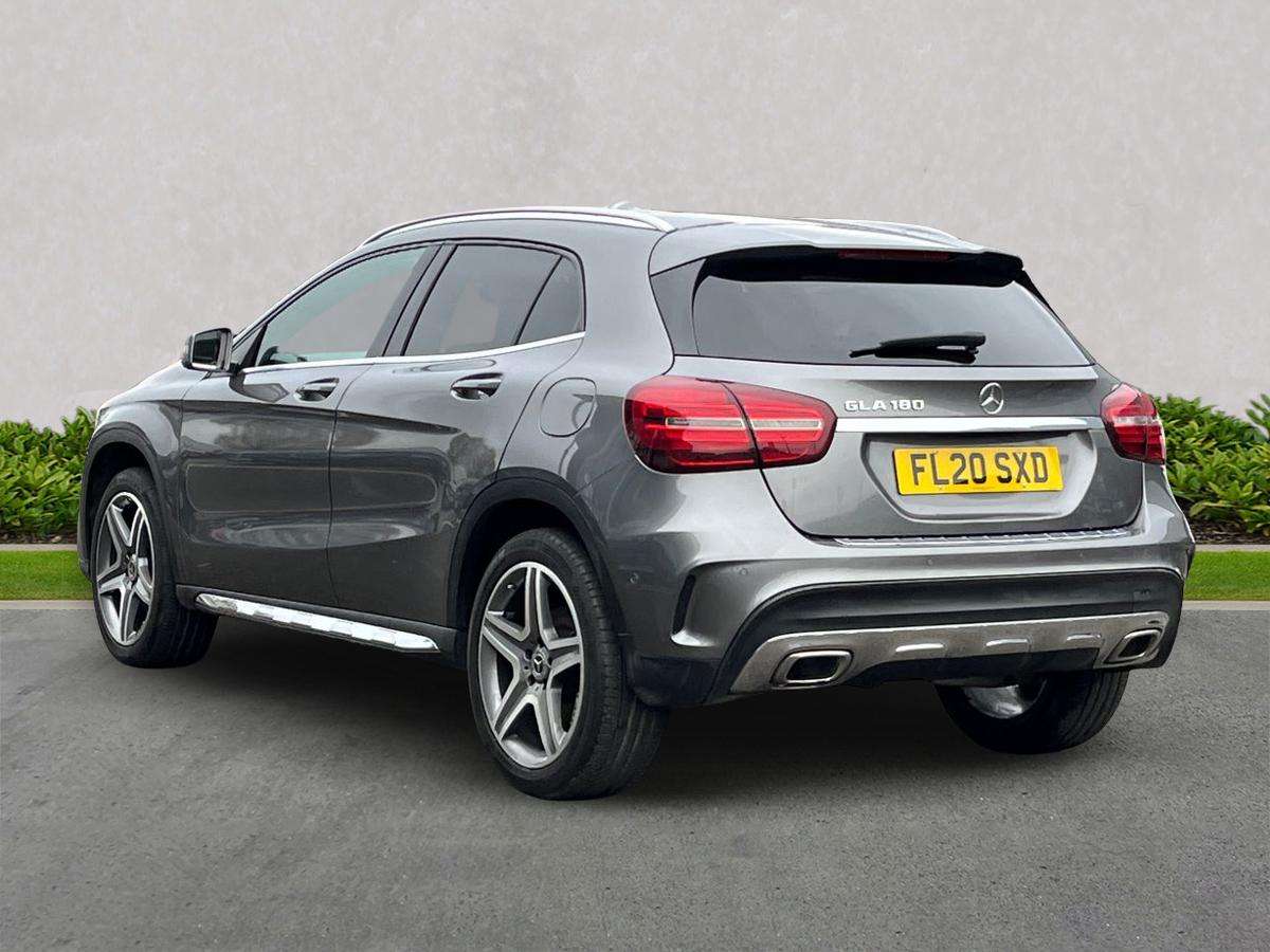 Used Mercedes-Benz GLA 2020 for sale - 78193571: Photo 2