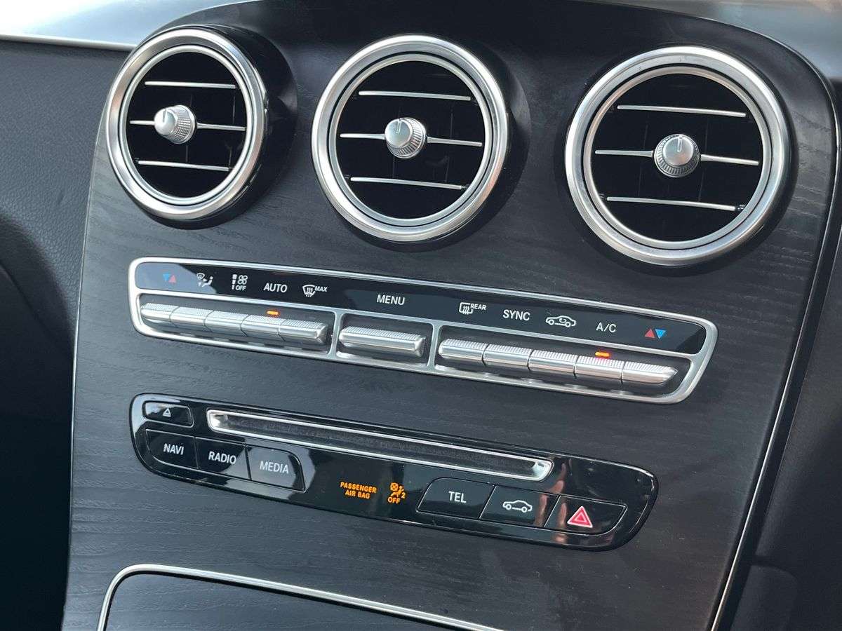 Used Mercedes-Benz GLC 2019 for sale - 78192117: Photo 12