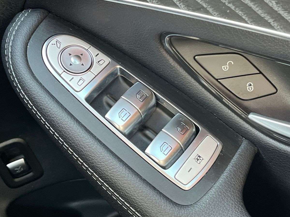 Used Mercedes-Benz GLC 2019 for sale - 78192117: Photo 21