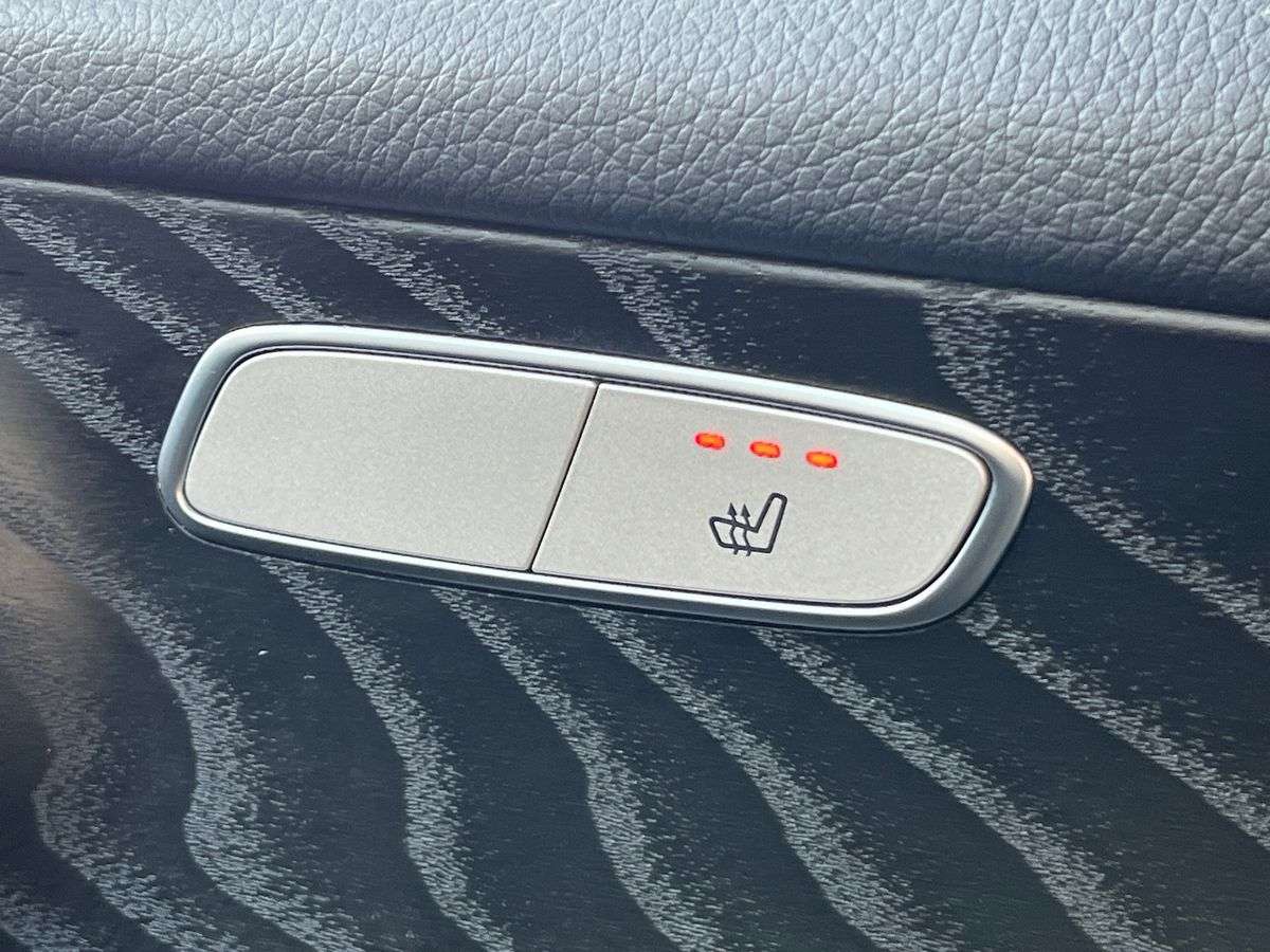 Used Mercedes-Benz GLC 2019 for sale - 78192117: Photo 30