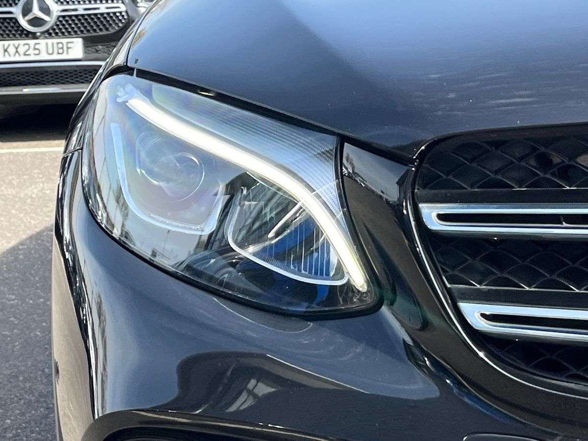 Used Mercedes-Benz GLC 2019 for sale - 78192117: Photo 34