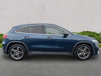 Used Mercedes-Benz GLA 2020 for sale - 76911209: Photo