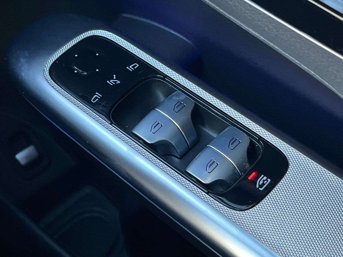 Used Mercedes-Benz GLC 2024 for sale - 78192044: Photo 21