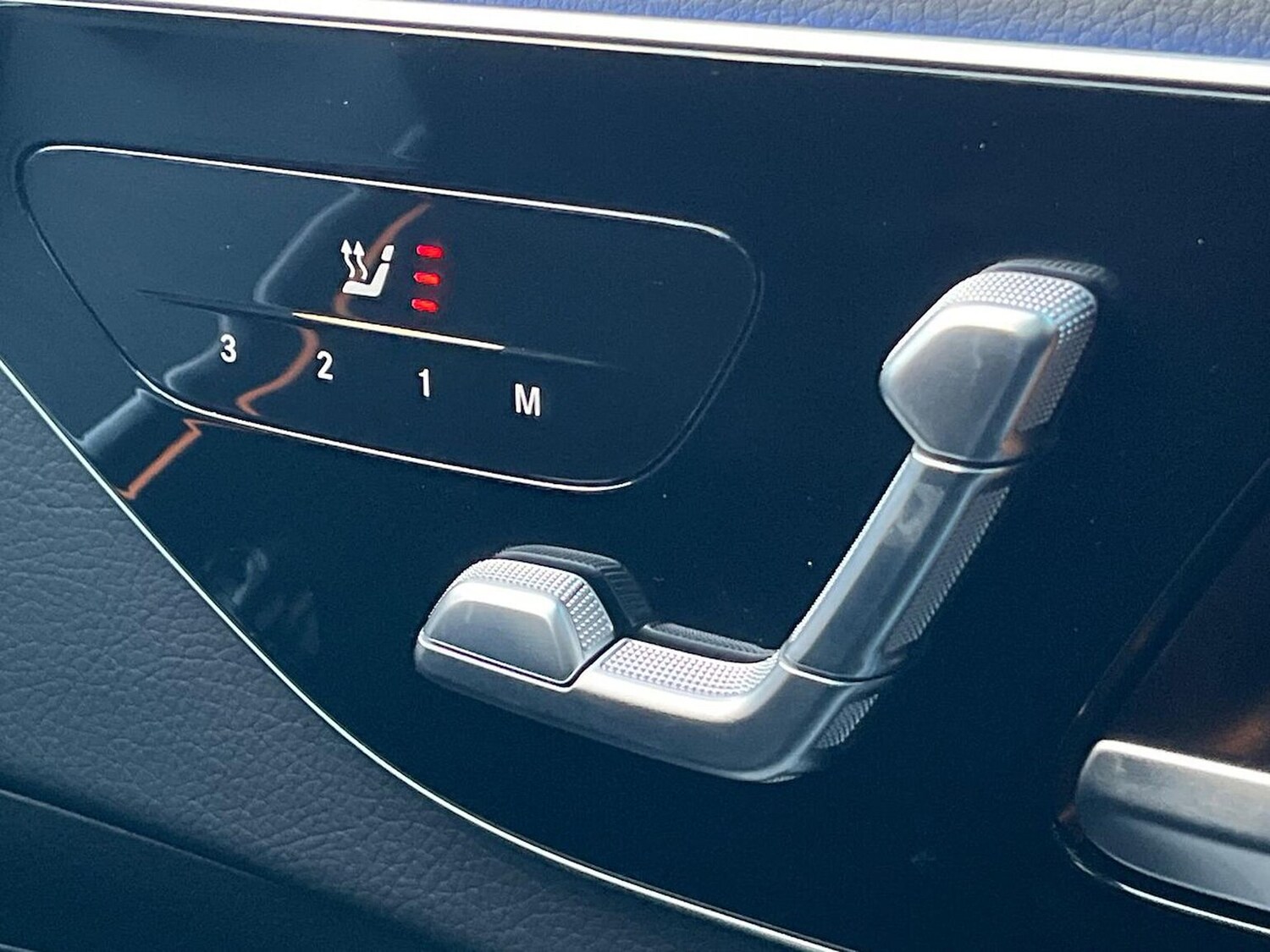 Used Mercedes-Benz C Class 2025 for sale - 77034650: Photo 32