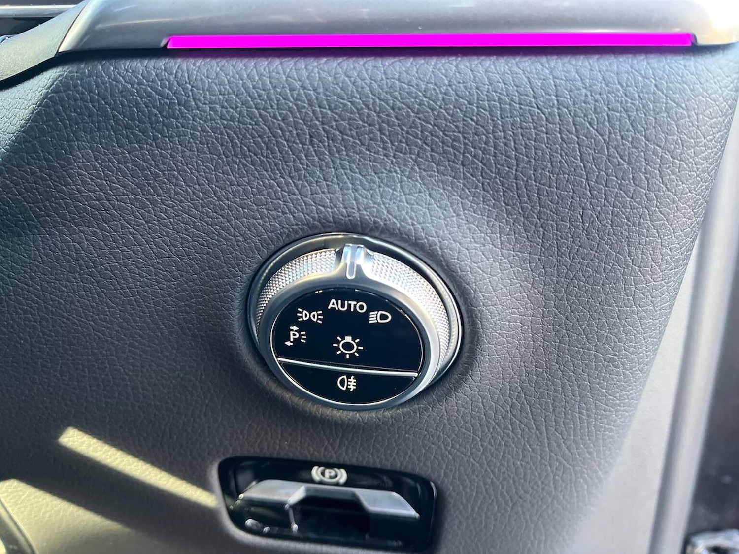 Used Mercedes-Benz GLC 2023 for sale - 76763479: Photo 22