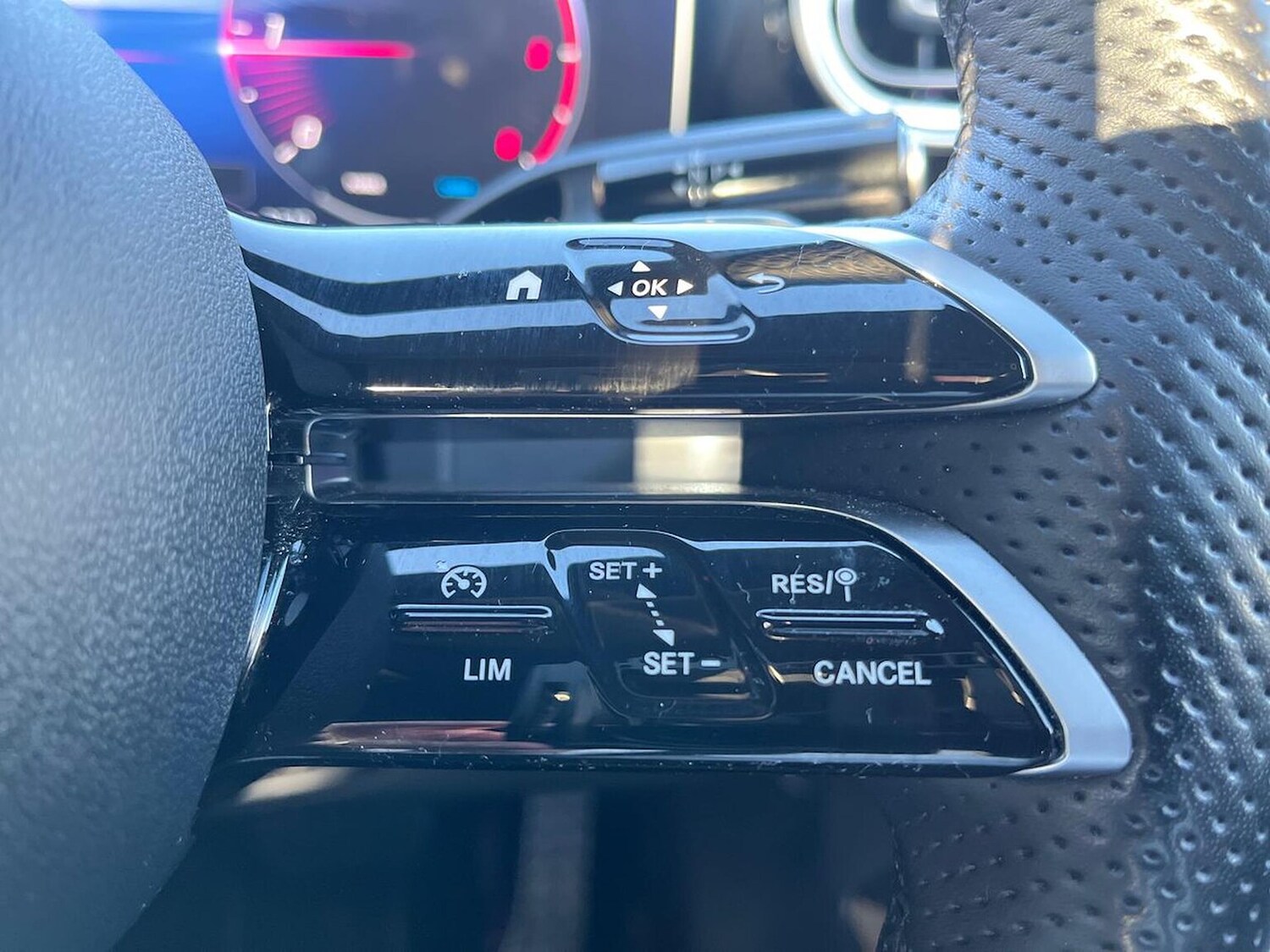 Used Mercedes-Benz GLC 2023 for sale - 76763479: Photo 27