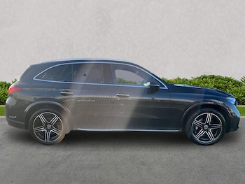 Used Mercedes-Benz GLC 2023 for sale - 76763479: Photo