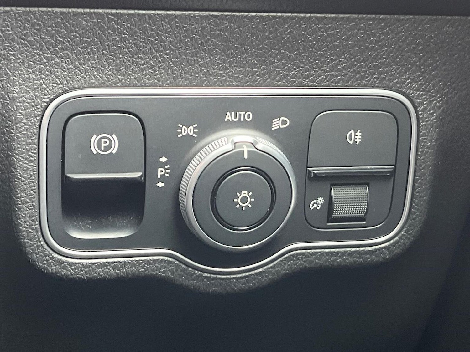 Used Mercedes-Benz GLB 2023 for sale - 76129036: Photo 22