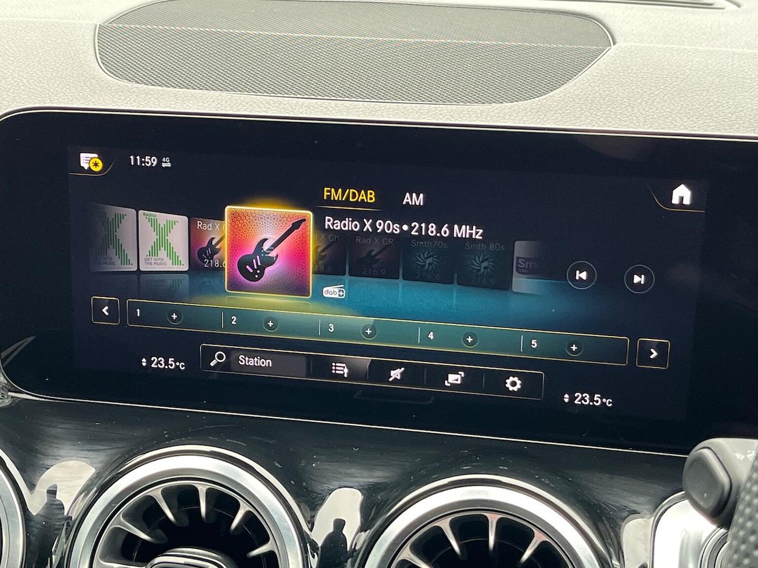 Used Mercedes-Benz GLB 2023 for sale - 76129036: Photo 25
