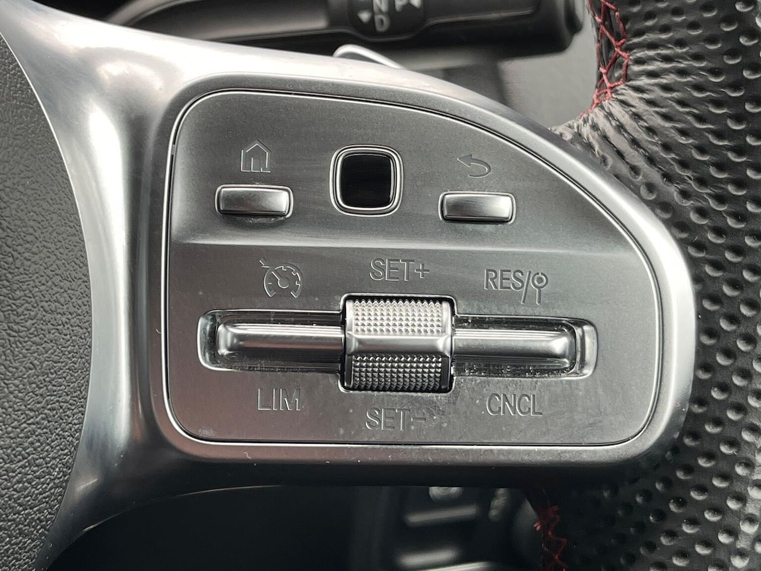 Used Mercedes-Benz GLB 2023 for sale - 76129036: Photo 27