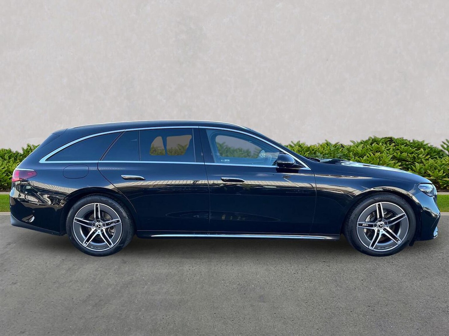 Used Mercedes-Benz E Class 2024 for sale - 76365071: Photo 3