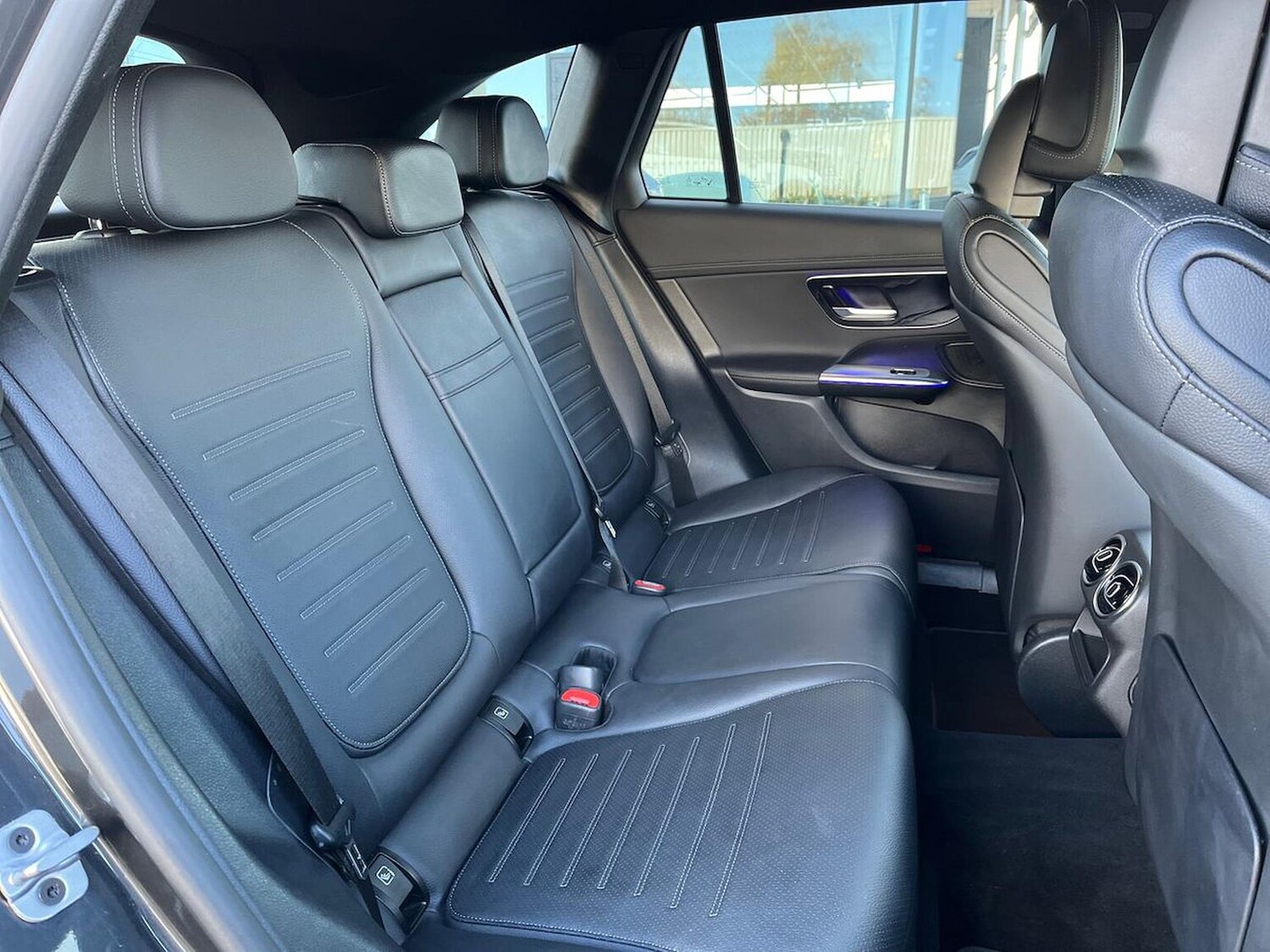 Used Mercedes-Benz GLC 2024 for sale - 76577214: Photo 16