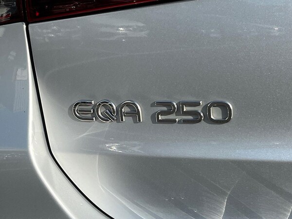 Used Mercedes-Benz EQA 2021 for sale - 76231687: Photo 35