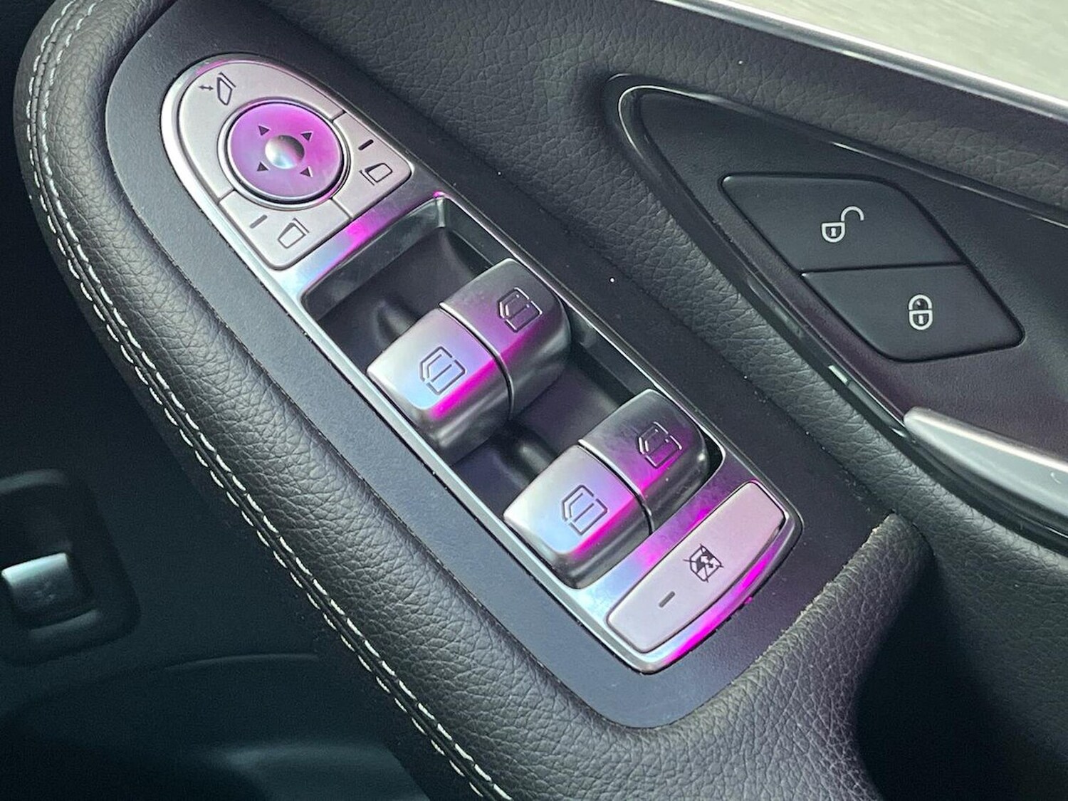 Used Mercedes-Benz GLC 2022 for sale - 76396919: Photo 22