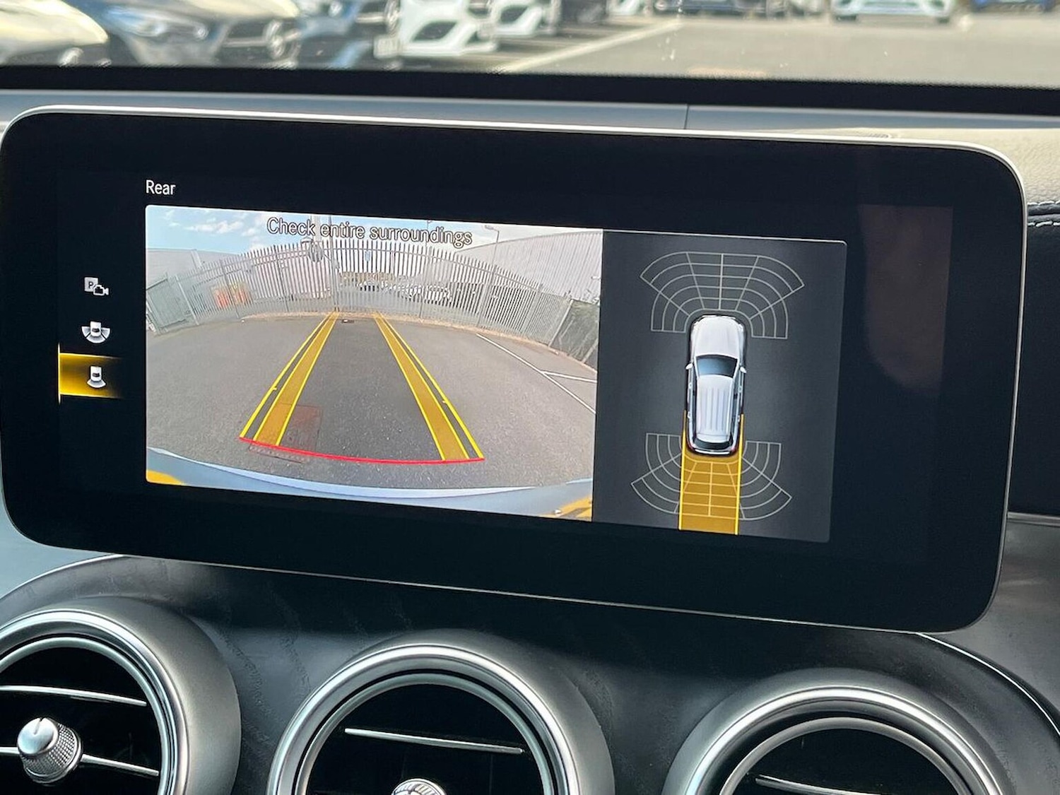 Used Mercedes-Benz GLC 2022 for sale - 76396919: Photo 24