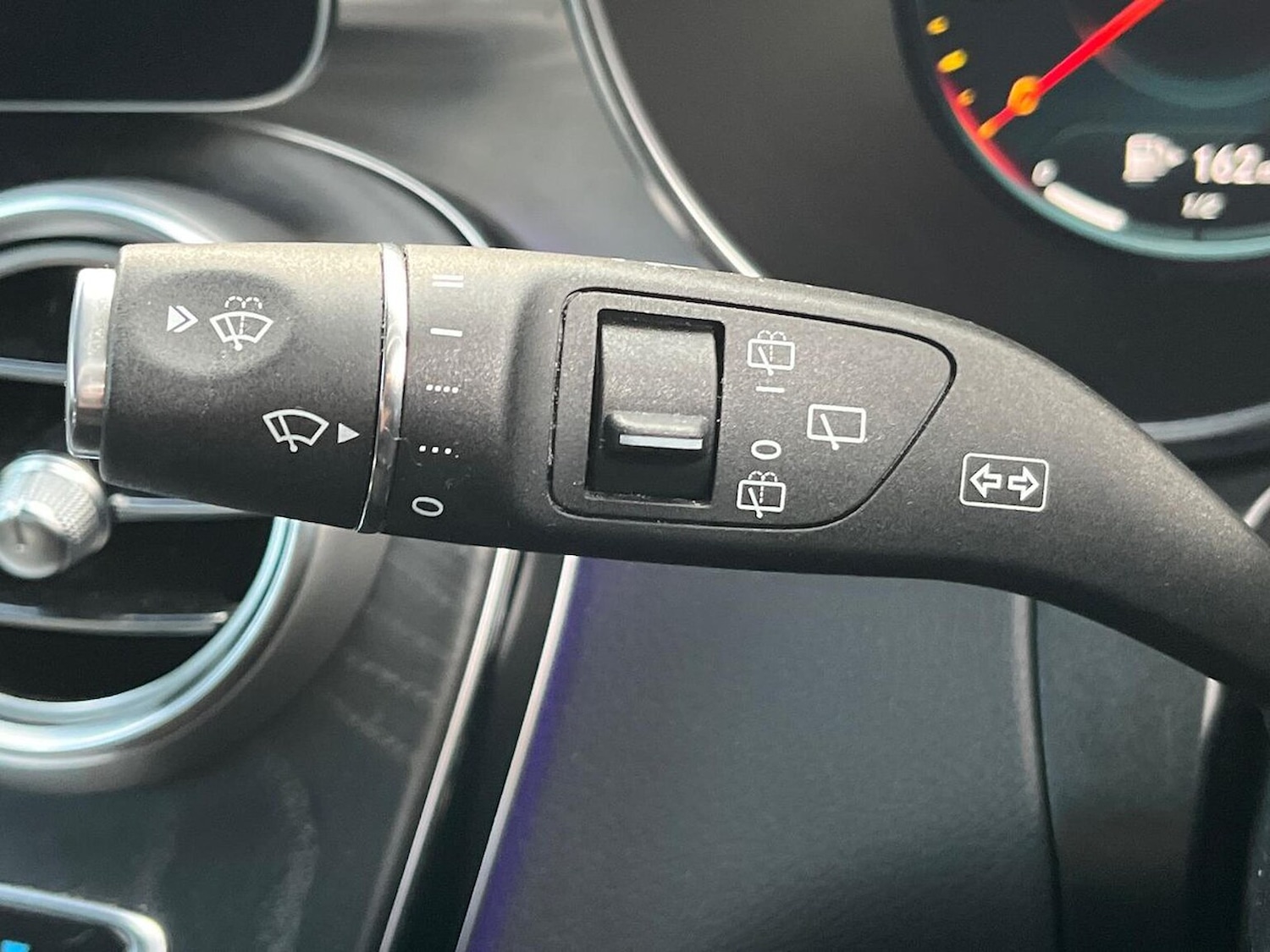 Used Mercedes-Benz GLC 2022 for sale - 76396919: Photo 29