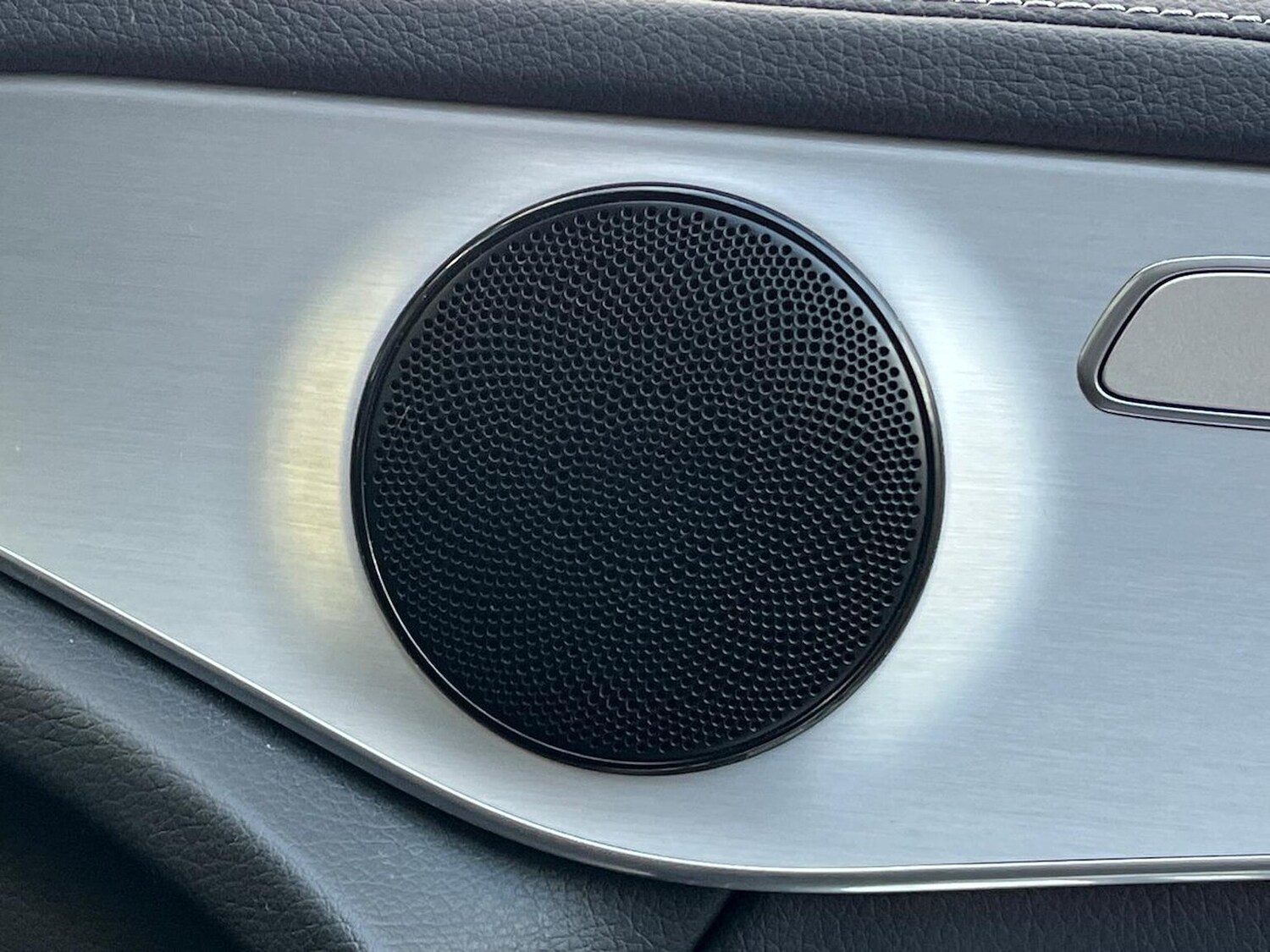 Used Mercedes-Benz GLC 2022 for sale - 76396919: Photo 32