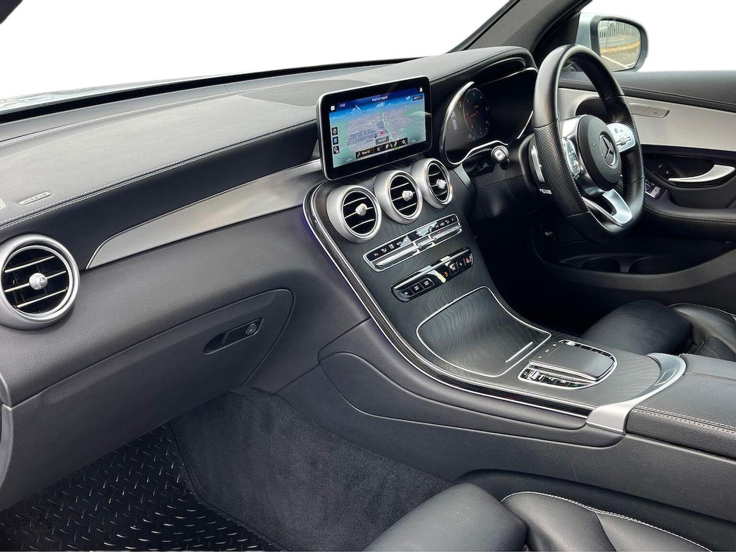 Used Mercedes-Benz GLC 2022 for sale - 76396919: Photo 8