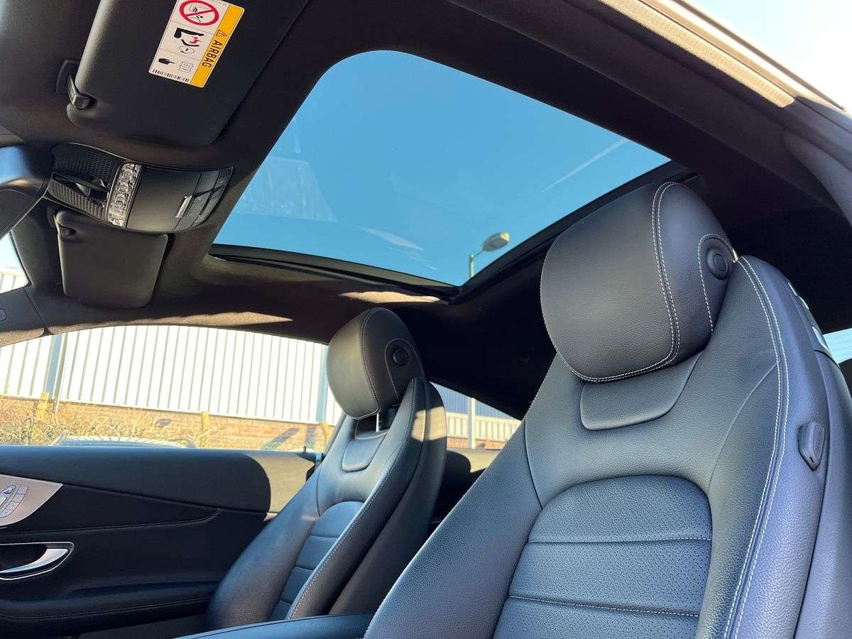 Used Mercedes-Benz C Class 2018 for sale - 77639325: Photo 14