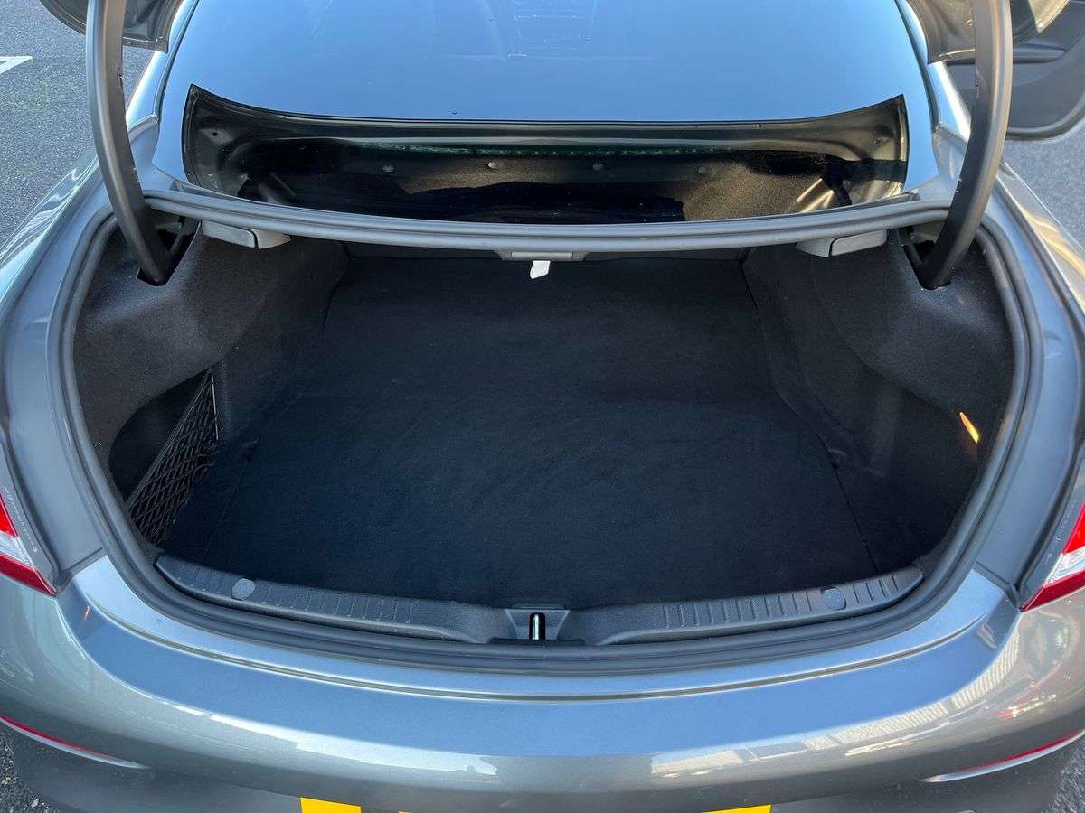 Used Mercedes-Benz C Class 2018 for sale - 77639325: Photo 17