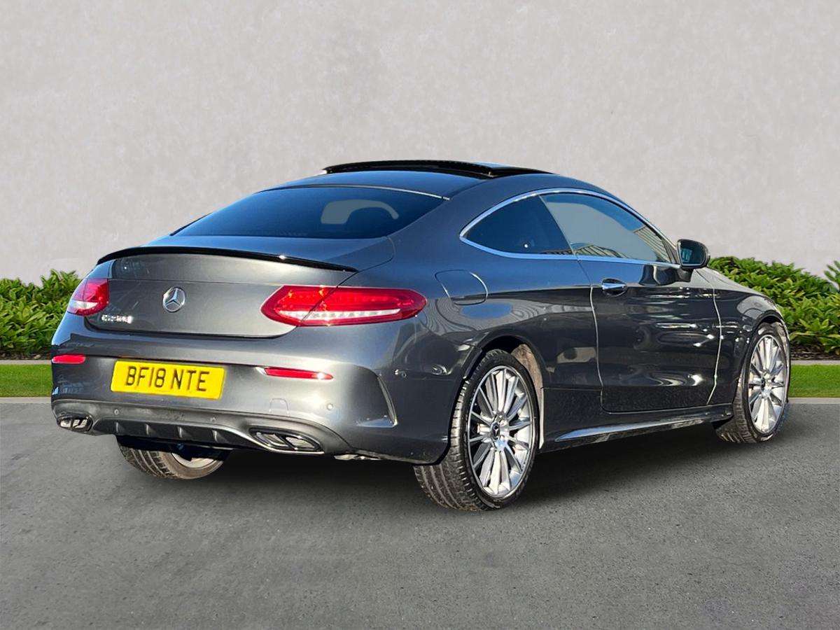 Used Mercedes-Benz C Class 2018 for sale - 77639325: Photo 18