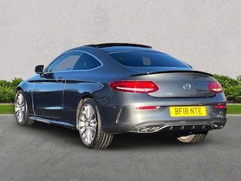 Used Mercedes-Benz C Class 2018 for sale - 77639325: Photo