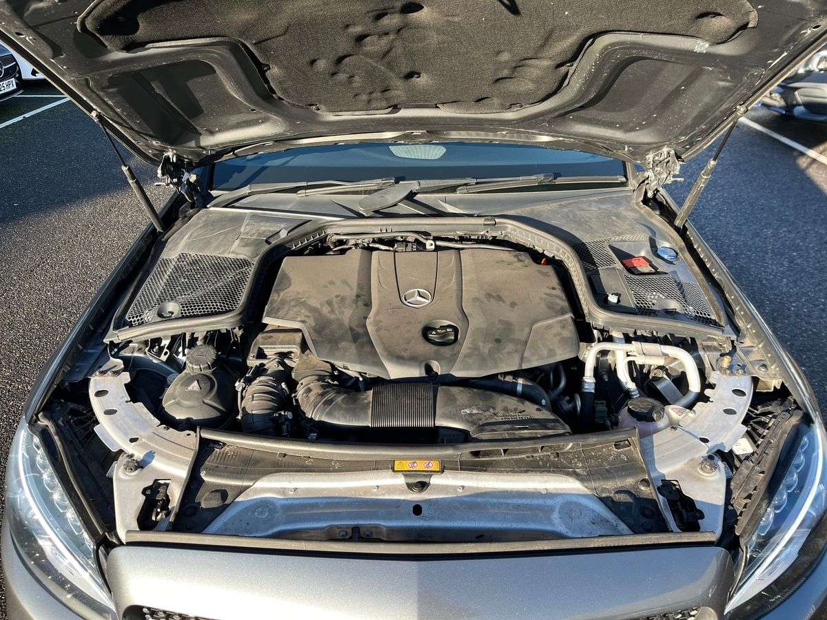 Used Mercedes-Benz C Class 2018 for sale - 77639325: Photo 39