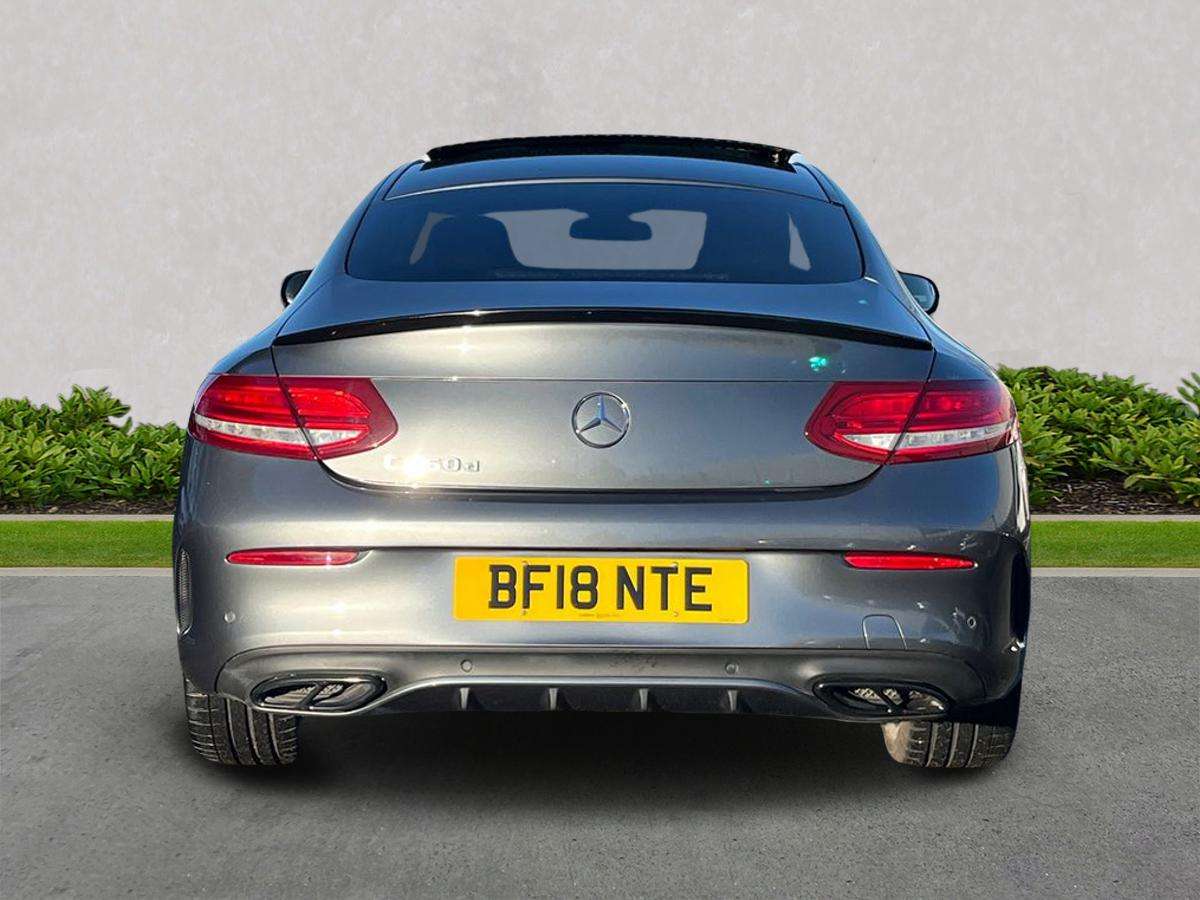 Used Mercedes-Benz C Class 2018 for sale - 77639325: Photo 4