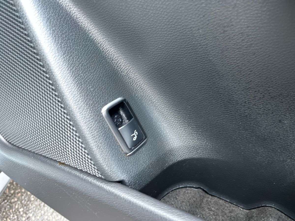 Used Mercedes-Benz GLA 2017 for sale - 77578753: Photo 30