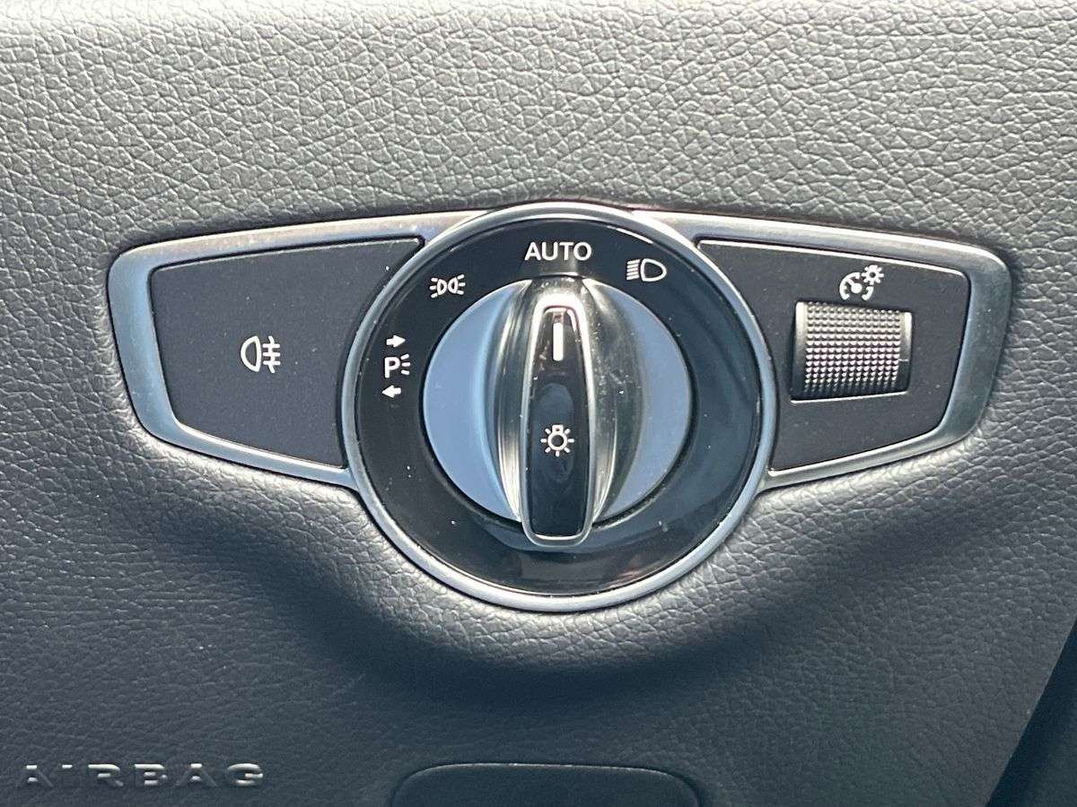 Used Mercedes-Benz E Class 2023 for sale - 78196011: Photo 22