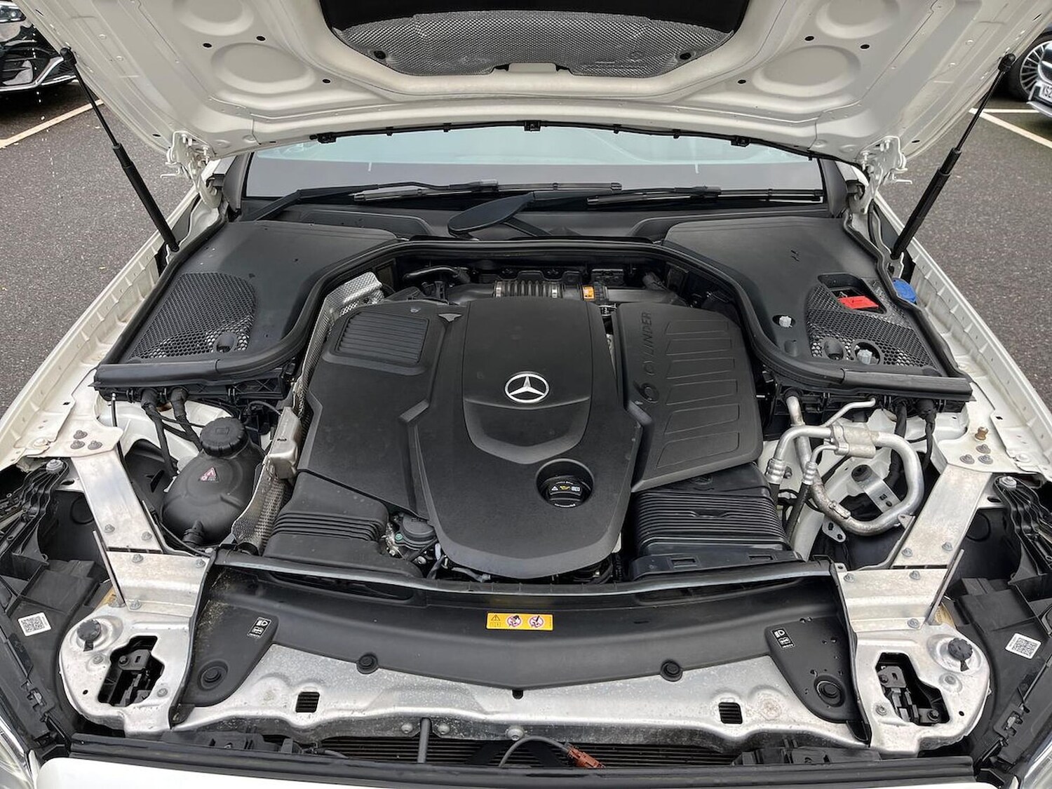 Used Mercedes-Benz E Class 2020 for sale - 76627944: Photo 39